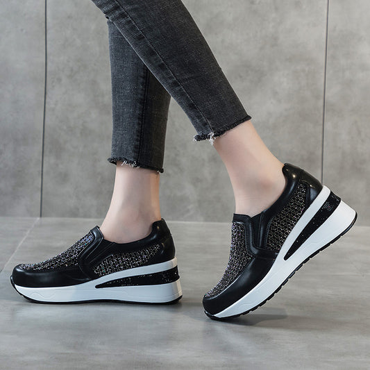 Breathable Lightweight Sneakers With Soft Soles